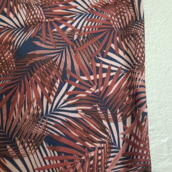 Apt 9 Men M Short Sleeve Hawaiian Premiere Flex Polo Shirt Blue Maroon Pink - Picture 7 of 12